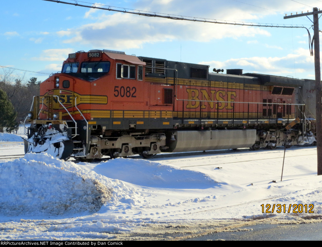 BNSF 5082